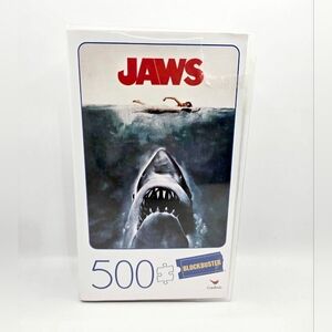 Jaws Movie 500-Piece Puzzle in Plastic Retro Blockbuster VHS Video Case